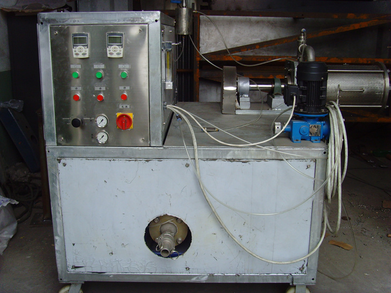 Latex forming machine